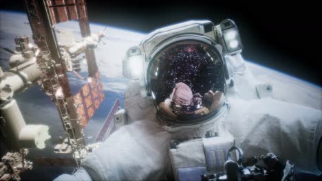 Astronaut-Beim-Weltraumspaziergang.-Elemente-Dieses-Von-Der-NASA-Bereitgestellten-Bildes